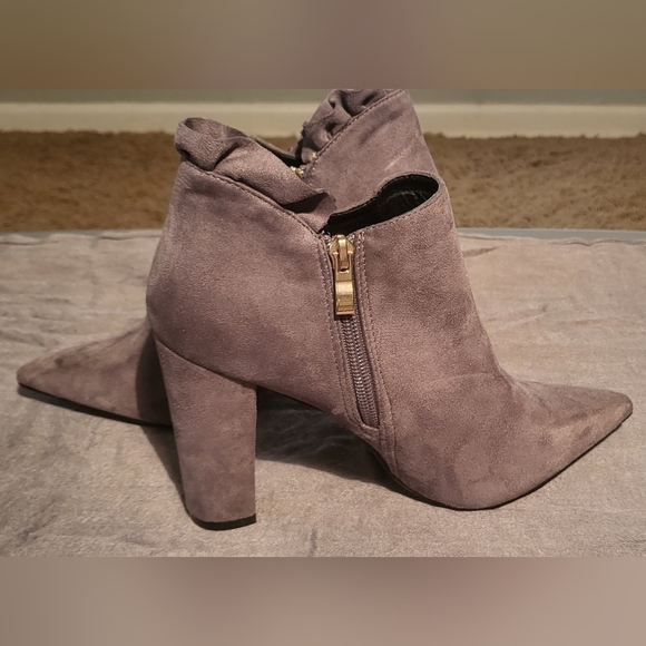 Cuties - Picture 3 of 6